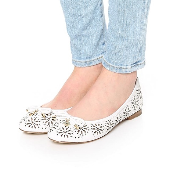 KATE SPADE WALSY WHITE FLOWER LASER CUT OUT FLATS - Picture 1 of 7